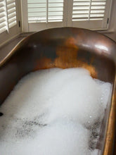 Load image into Gallery viewer, Cloud Cream Aromatherapy Bubble Bath
