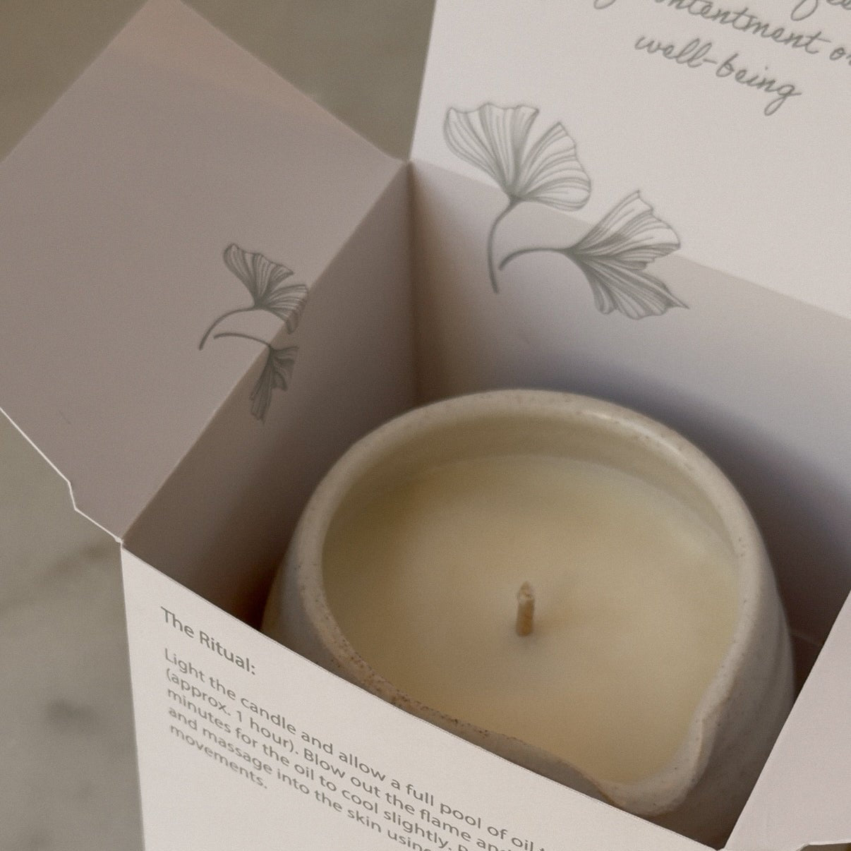 massage candle in box 